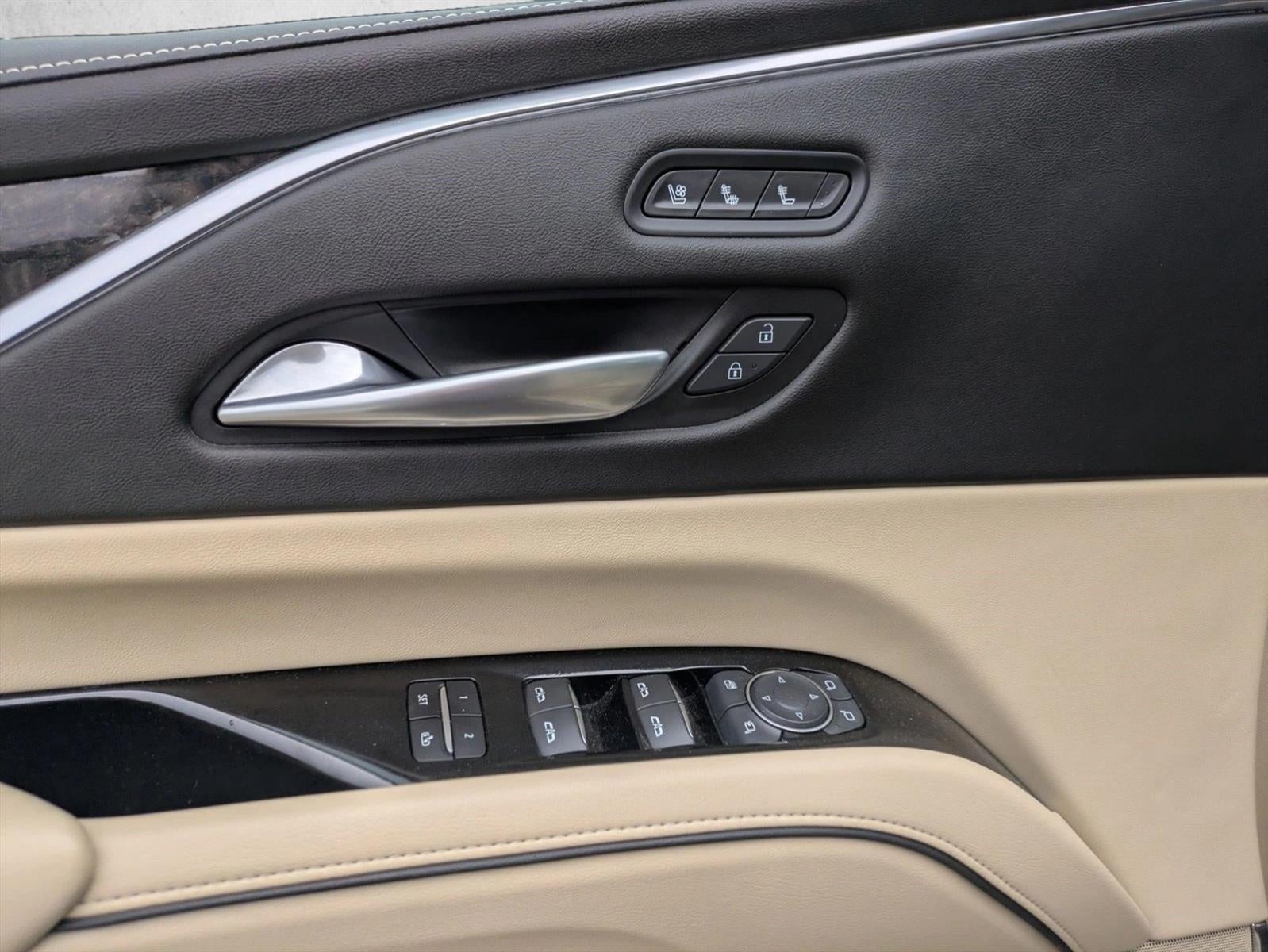 2022 Cadillac Escalade 4WD Premium Luxury