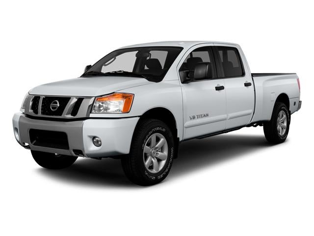 2014 Nissan Titan 4WD Crew Cab Short Bed PRO-4X