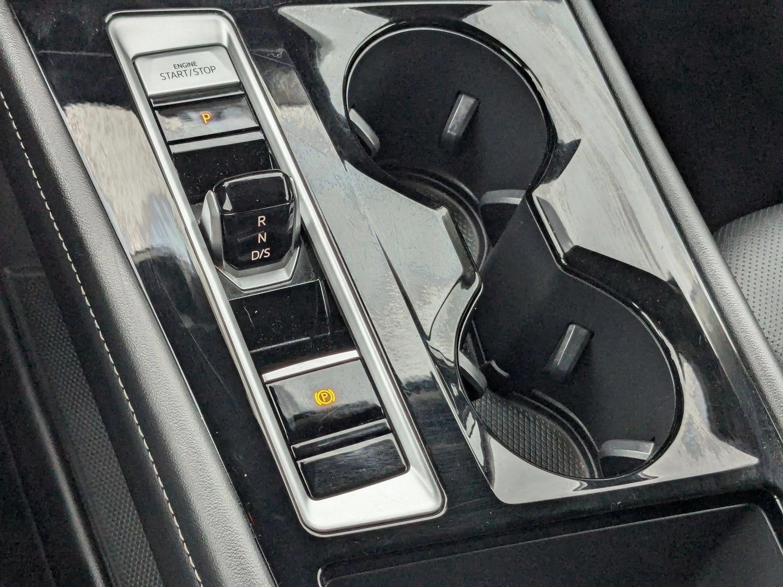 2025 Volkswagen Atlas 2.0T SE w/Technology 4MOTION