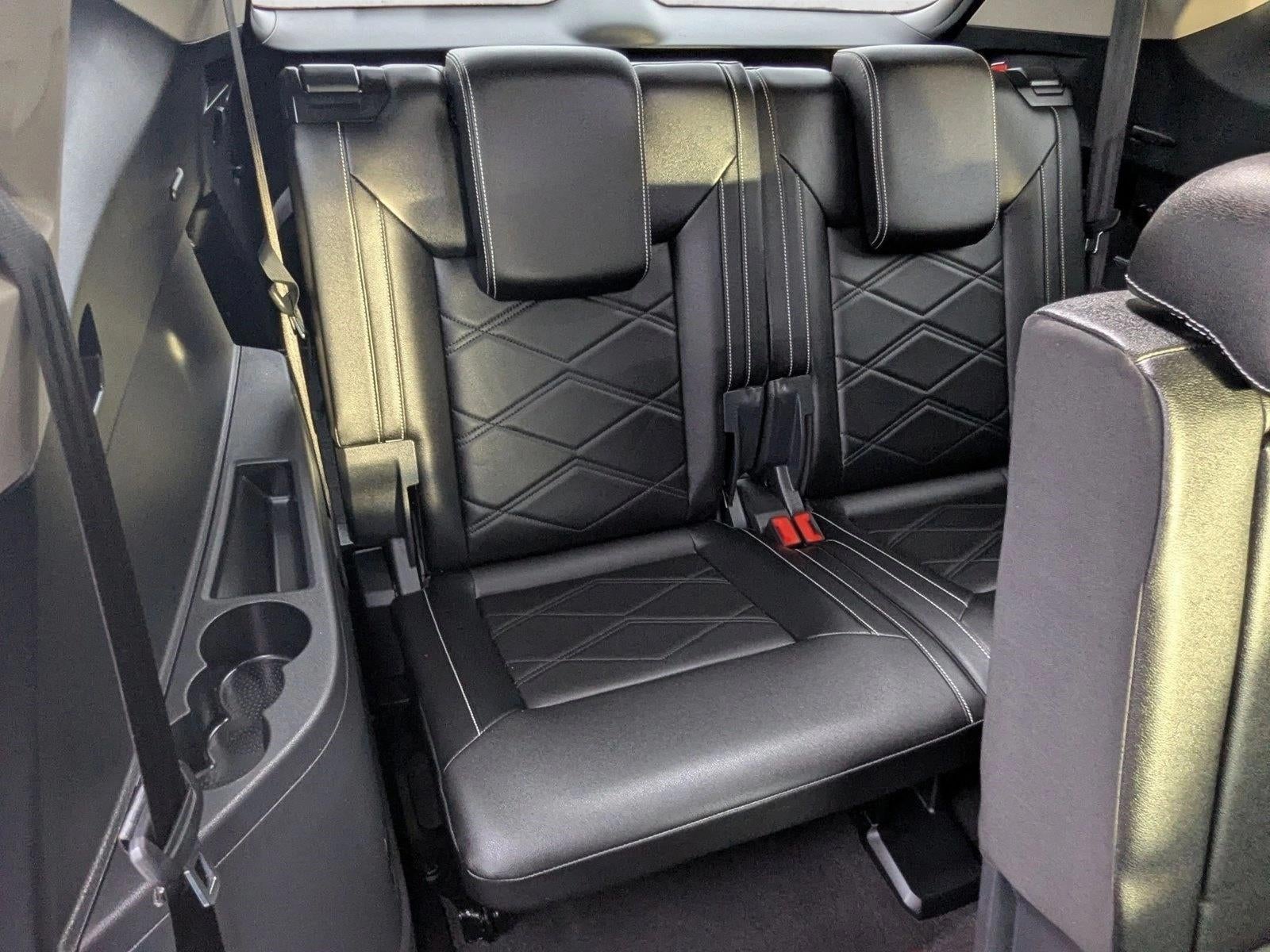 2025 Volkswagen Atlas 2.0T SE w/Technology 4MOTION