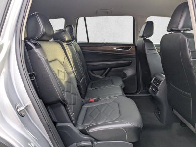 2025 Volkswagen Atlas 2.0T SE w/Technology 4MOTION