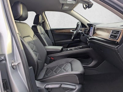 2025 Volkswagen Atlas 2.0T SE w/Technology 4MOTION