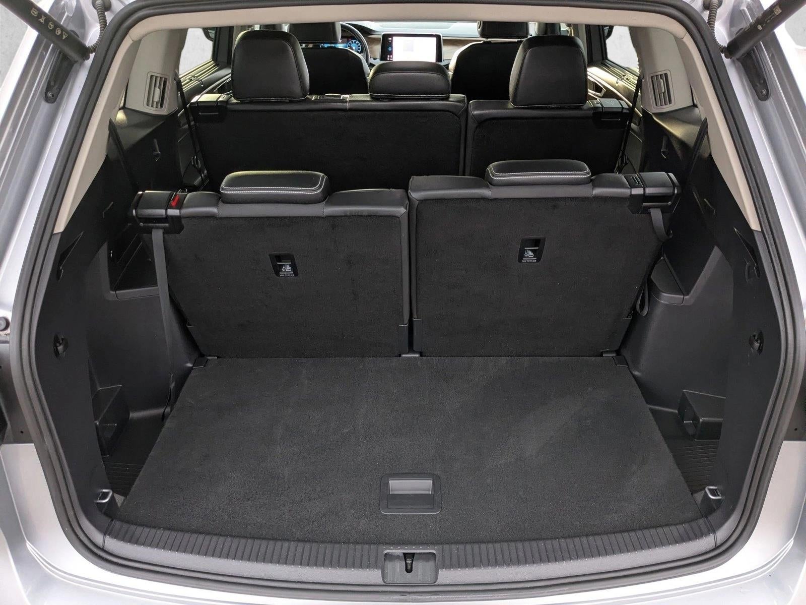 2025 Volkswagen Atlas 2.0T SE w/Technology 4MOTION