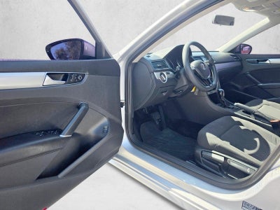 2016 Volkswagen Passat 4dr Sdn 1.8T Auto S