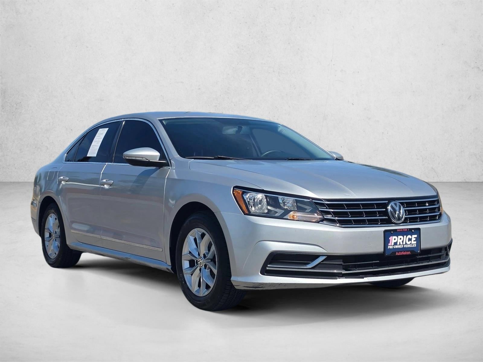 2016 Volkswagen Passat 4dr Sdn 1.8T Auto S