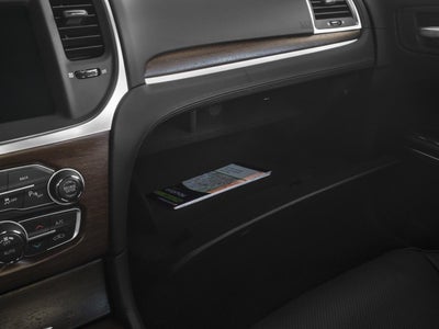 2016 Chrysler 300 4dr Sdn 300C Platinum AWD