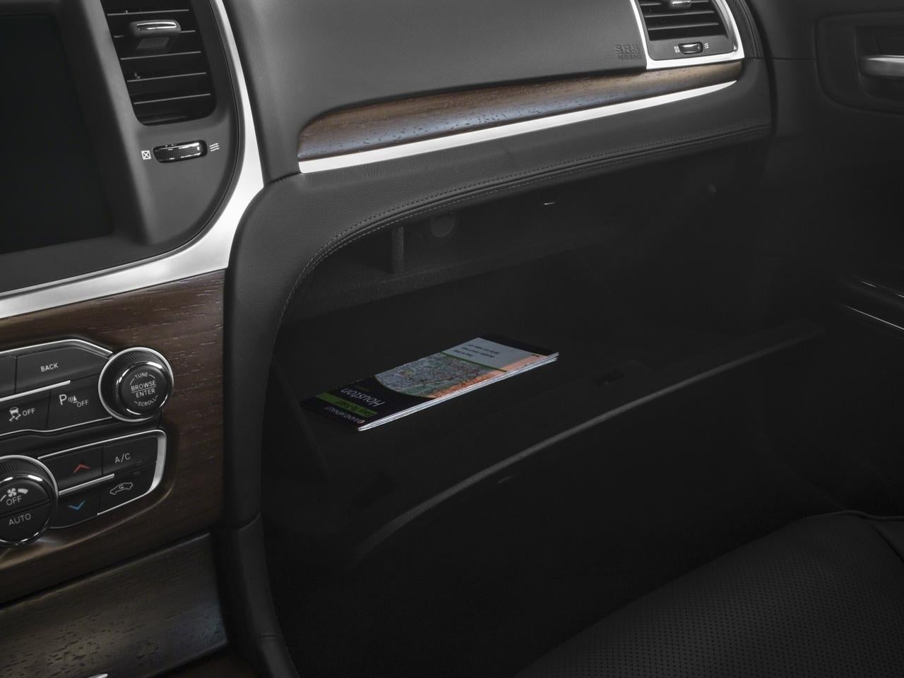 2016 Chrysler 300 4dr Sdn 300C Platinum AWD