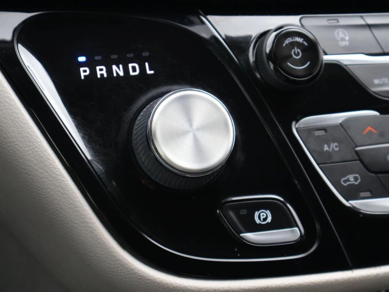 2022 Chrysler Pacifica Touring L FWD