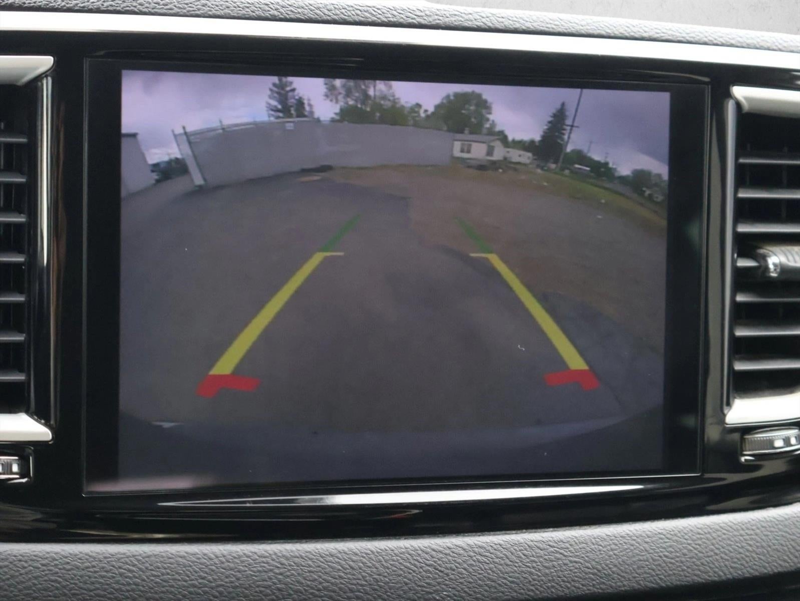 2022 Chrysler Pacifica Touring L FWD