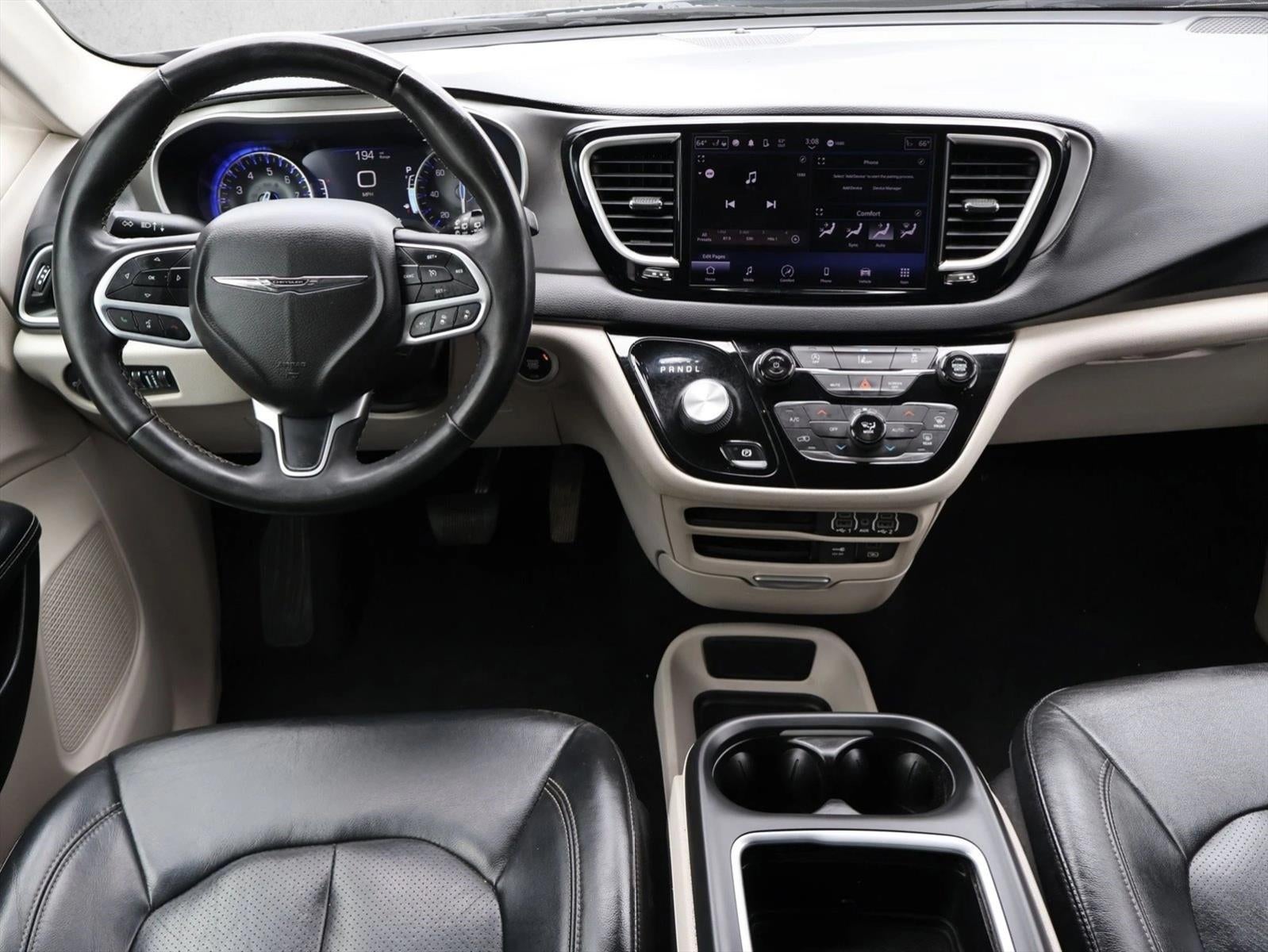 2022 Chrysler Pacifica Touring L FWD
