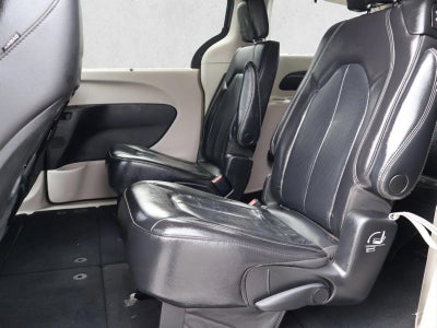 2022 Chrysler Pacifica Touring L FWD