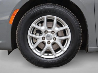 2022 Chrysler Pacifica Touring L FWD