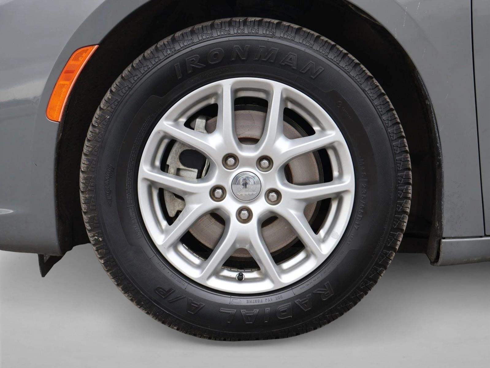 2022 Chrysler Pacifica Touring L FWD