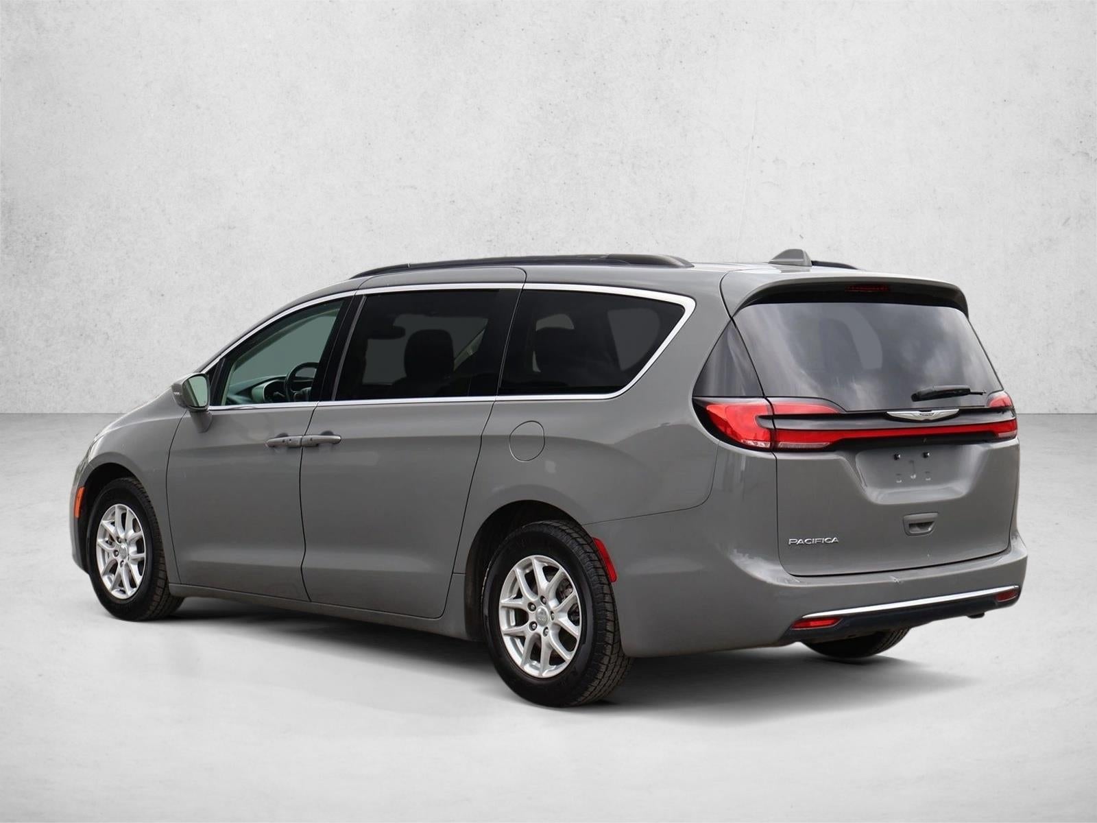 2022 Chrysler Pacifica Touring L FWD