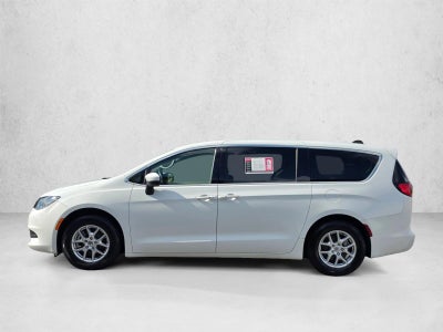 2023 Chrysler Voyager LX FWD