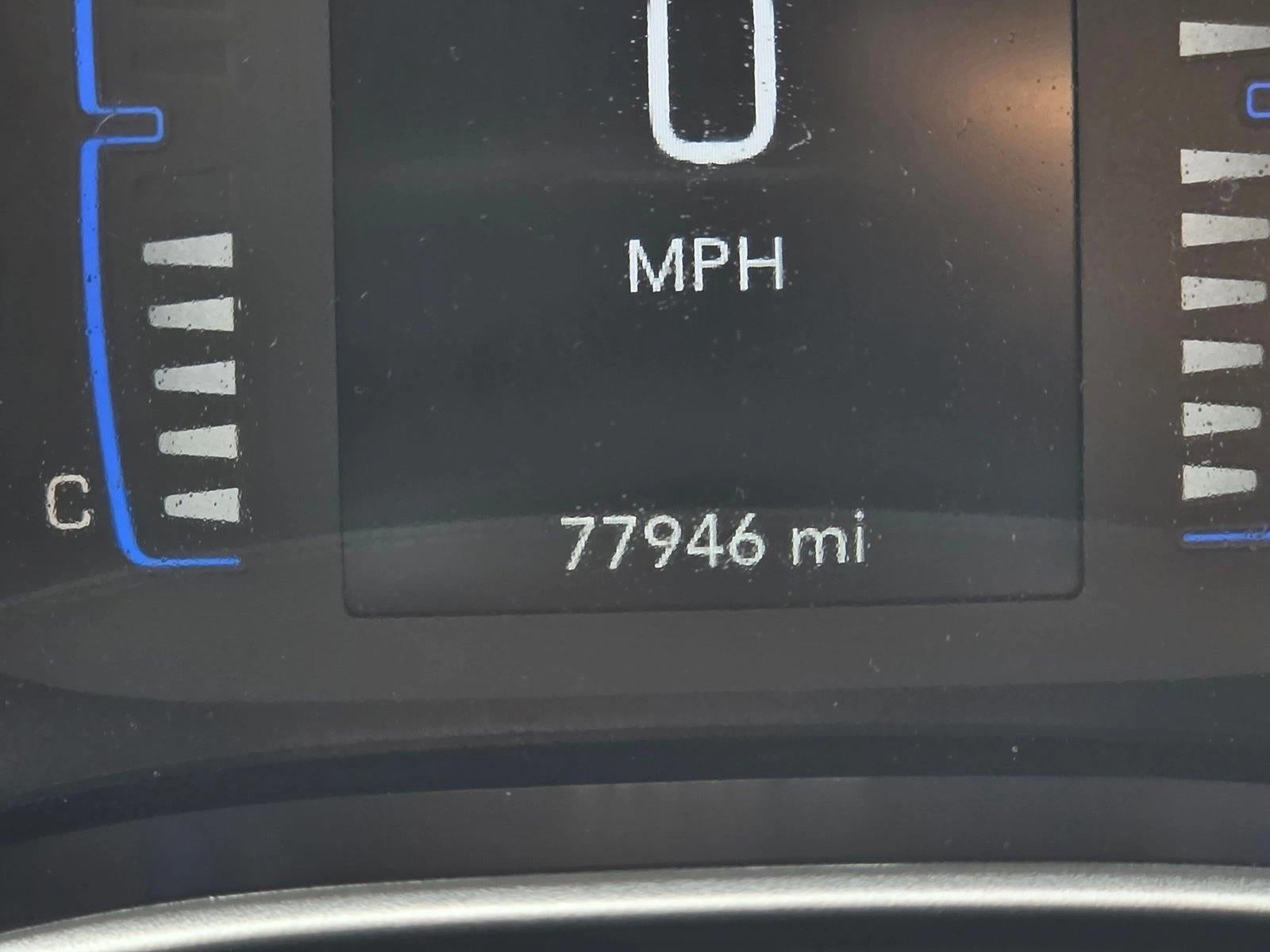 2023 Chrysler Voyager LX FWD