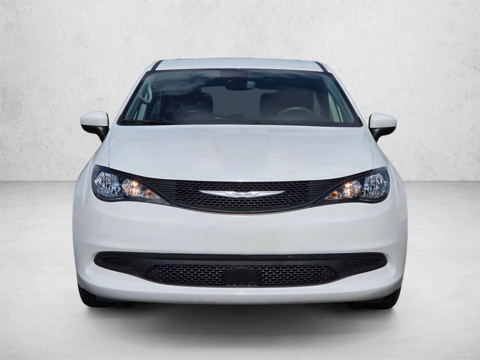 2023 Chrysler Voyager LX FWD