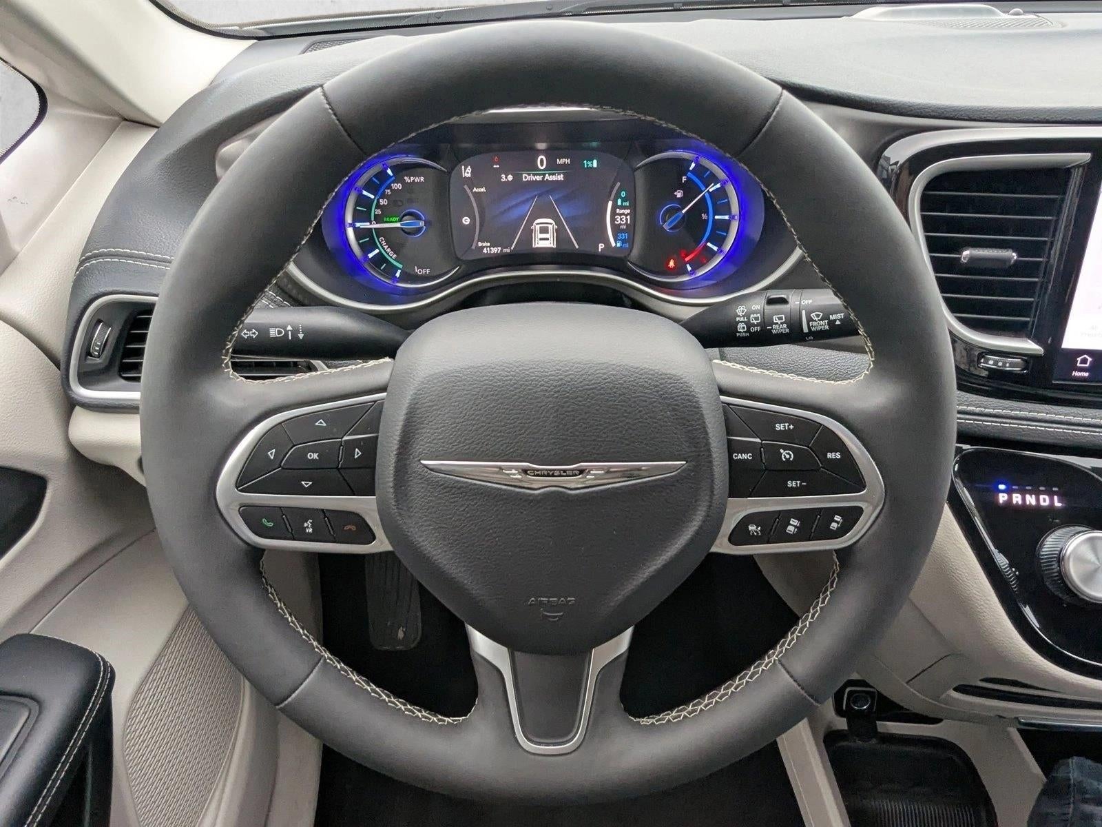 2024 Chrysler Pacifica Hybrid Select FWD