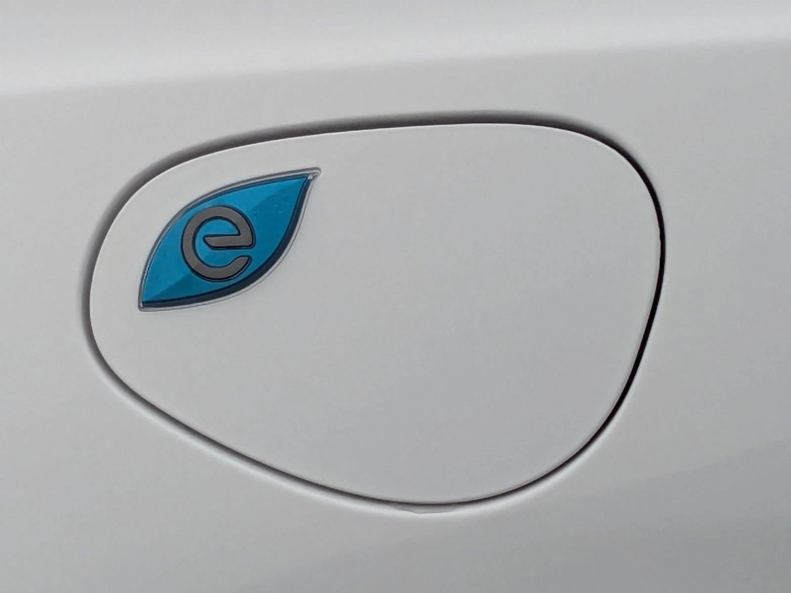 2024 Chrysler Pacifica Hybrid Select FWD