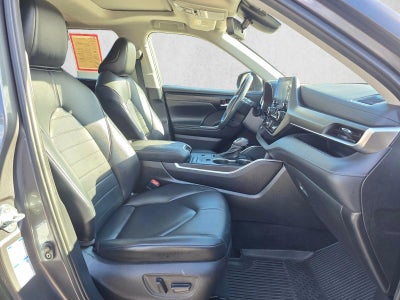 2022 Toyota RAV4 LE AWD (Natl)