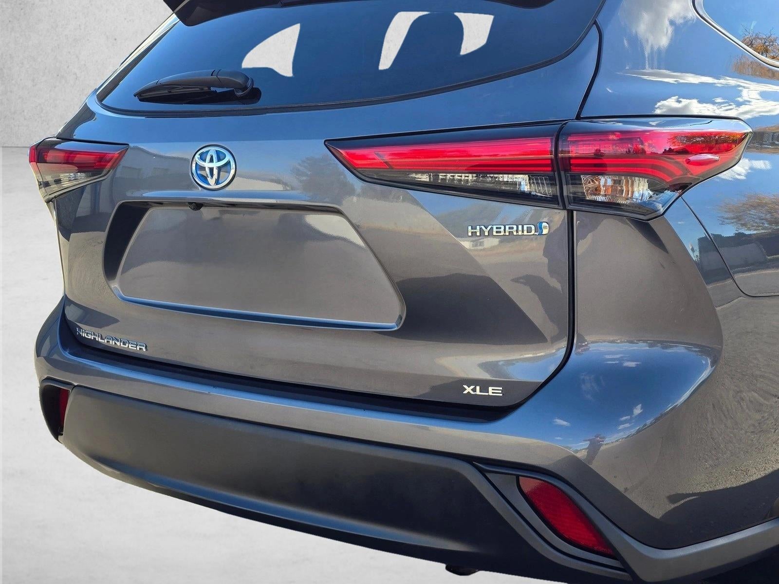 2022 Toyota RAV4 LE AWD (Natl)