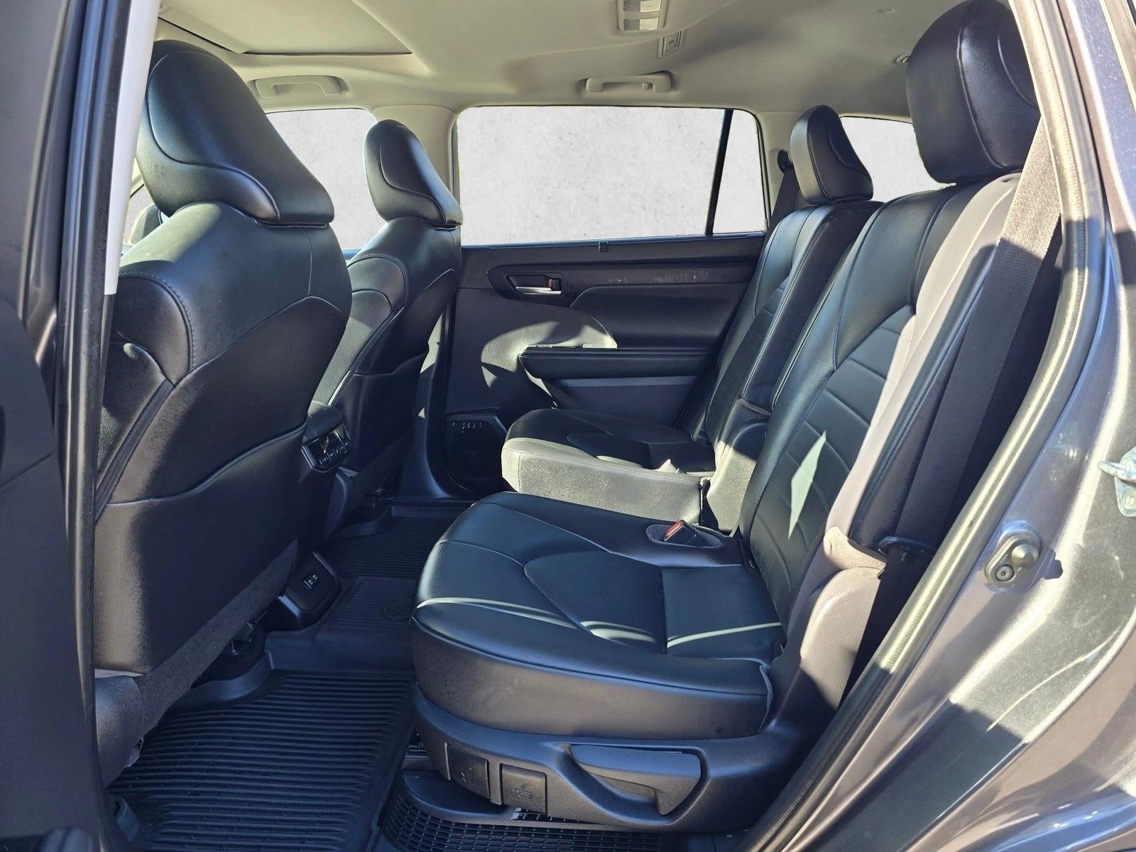 2022 Toyota RAV4 LE AWD (Natl)