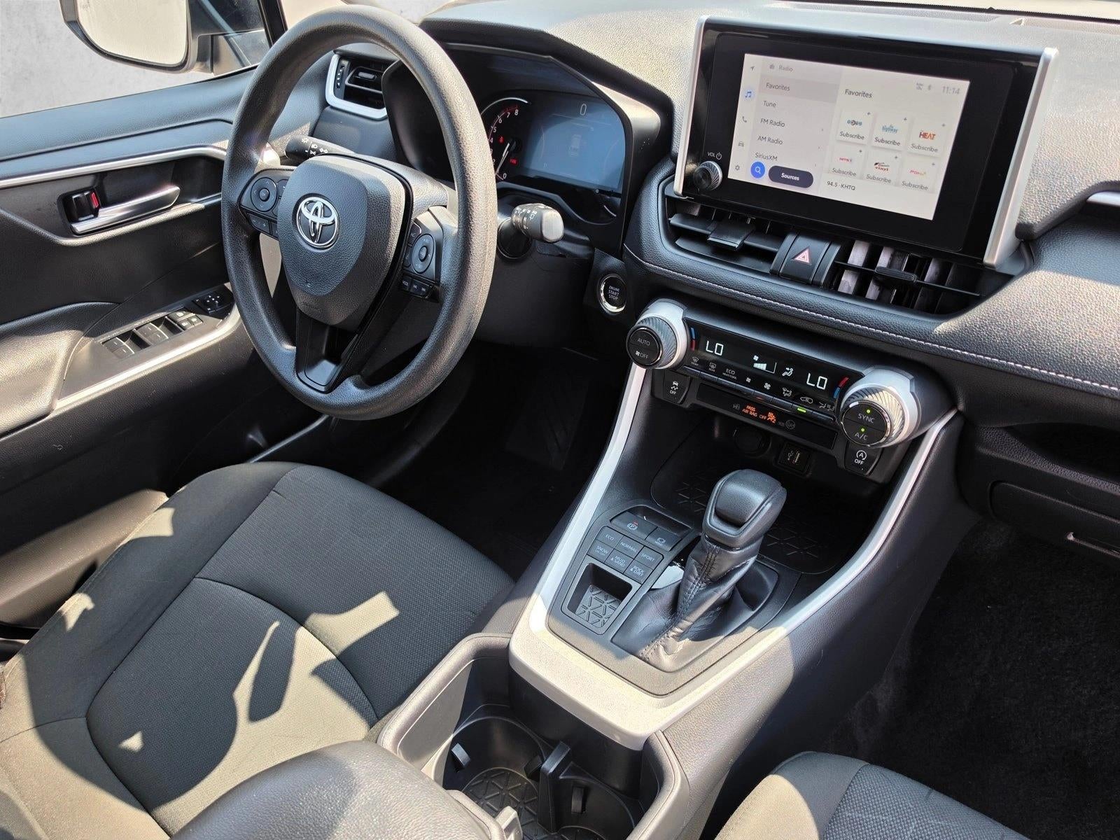 2025 Toyota RAV4 XLE AWD (Natl)