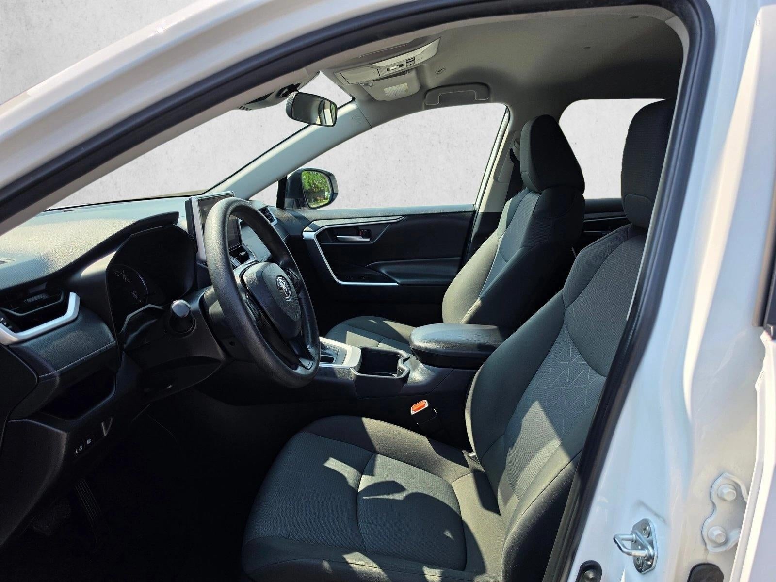 2025 Toyota RAV4 XLE AWD (Natl)