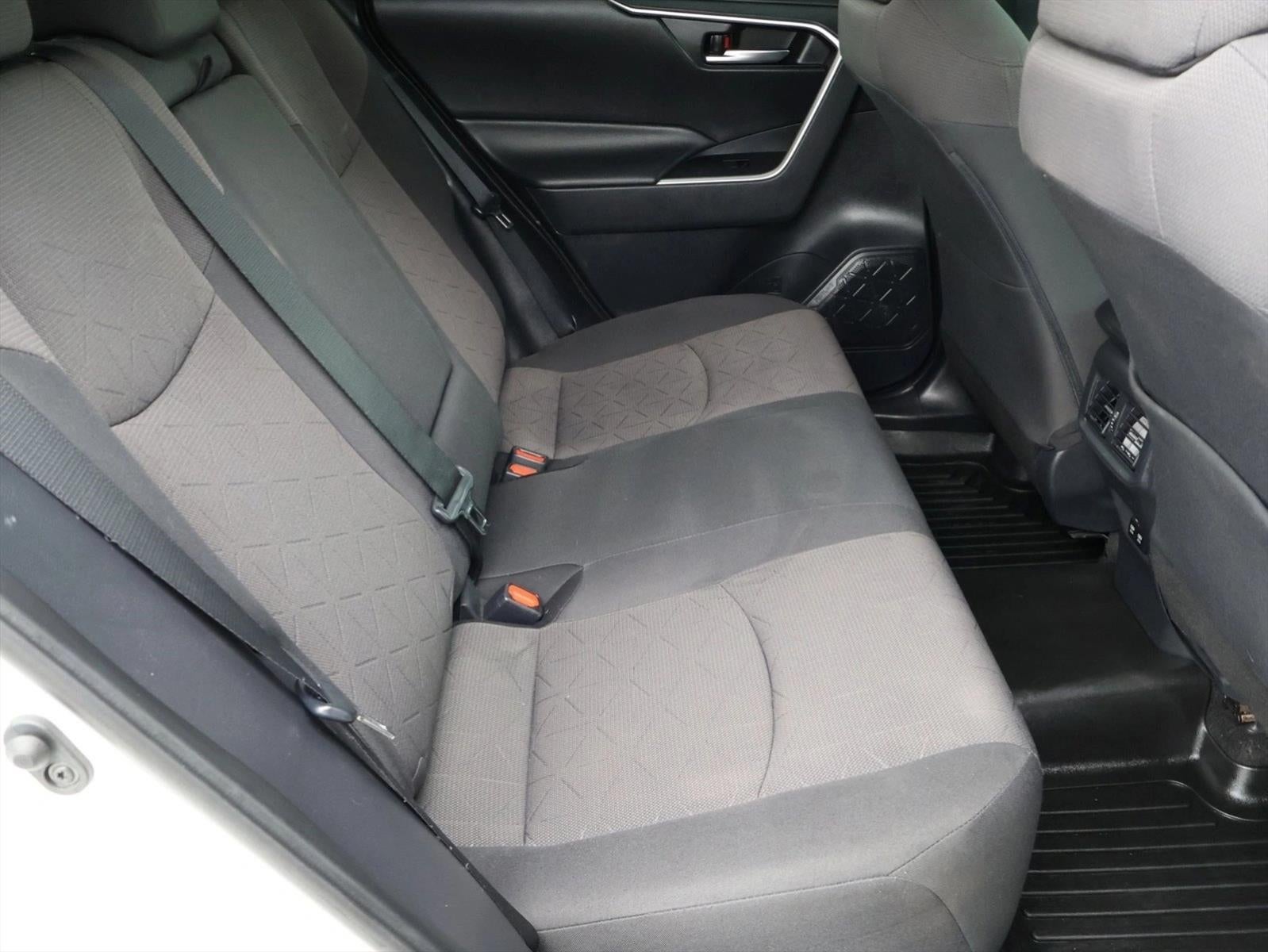 2019 Toyota RAV4 XLE AWD (Natl)