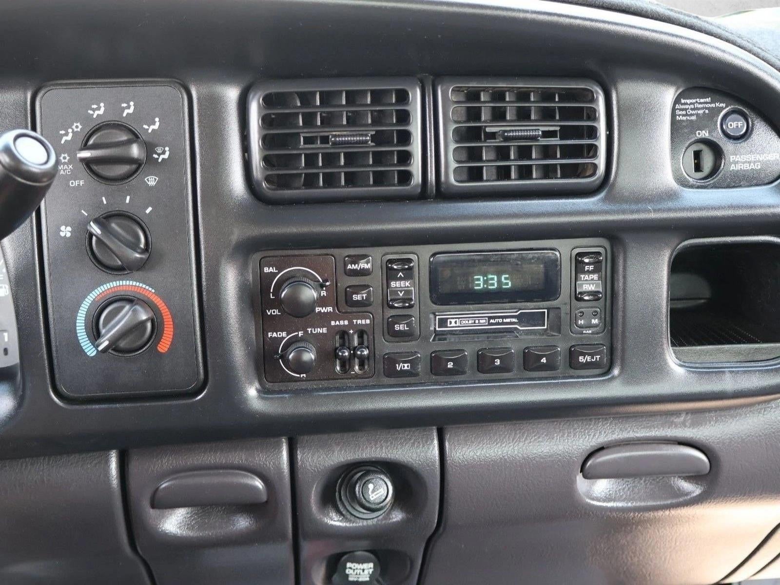2001 Dodge Ram 2500 Base