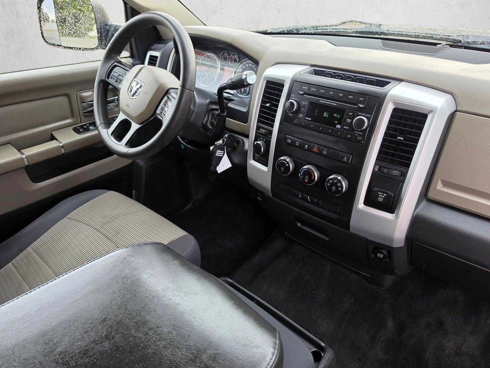 2012 RAM 2500 4WD Crew Cab 6.4 Ft Box SLT