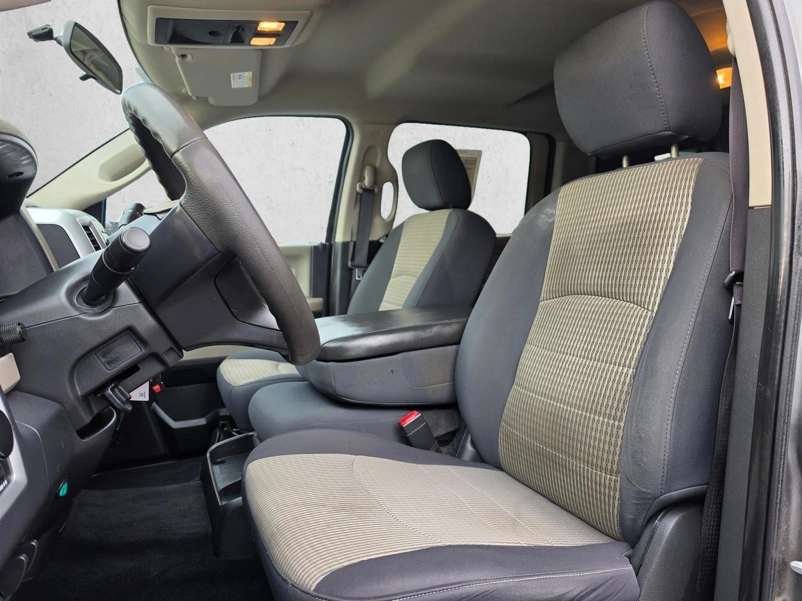 2012 RAM 2500 4WD Crew Cab 6.4 Ft Box SLT