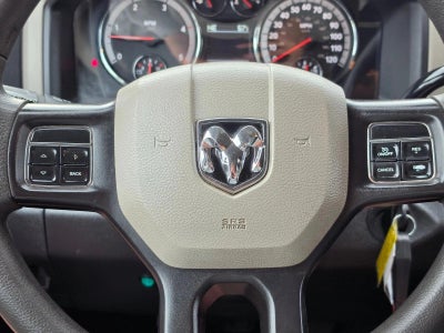 2012 RAM 2500 4WD Crew Cab 6.4 Ft Box SLT