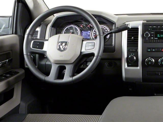 2012 RAM 2500 4WD Crew Cab 6.4 Ft Box SLT