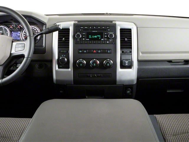 2012 RAM 2500 4WD Crew Cab 6.4 Ft Box SLT