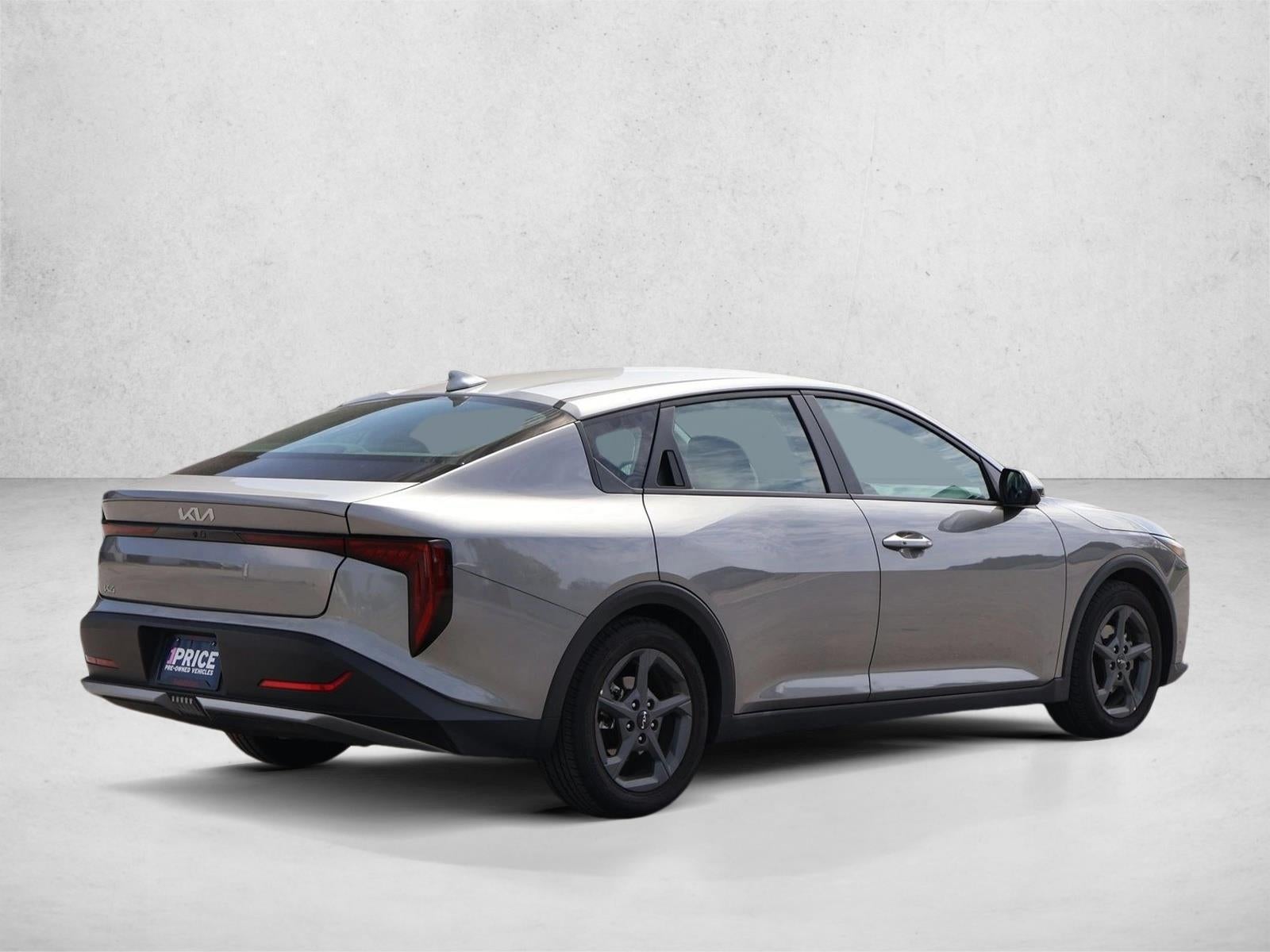 2025 Kia K4 LXS FWD