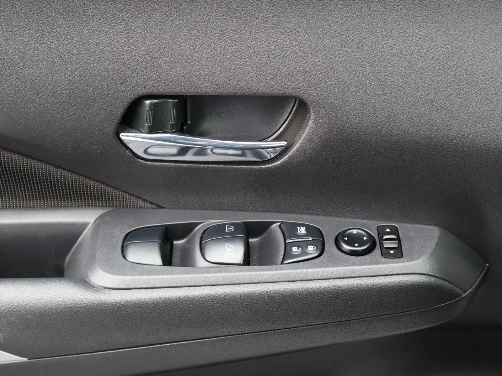 2023 Nissan Kicks SV FWD