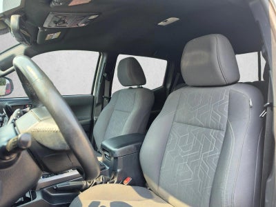 2019 Toyota Tacoma 4WD 4WD TRD Off Road Double Cab 6' Bed V6 AT (Natl)