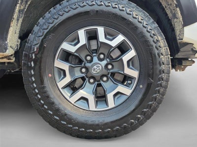 2019 Toyota Tacoma 4WD 4WD TRD Off Road Double Cab 6' Bed V6 AT (Natl)