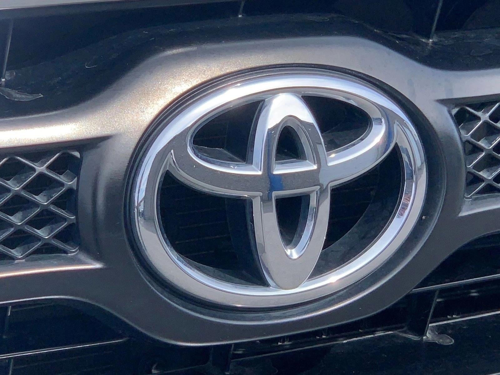 2013 Toyota Tacoma 4WD Double Cab Short Bed V6 Automatic (Natl)