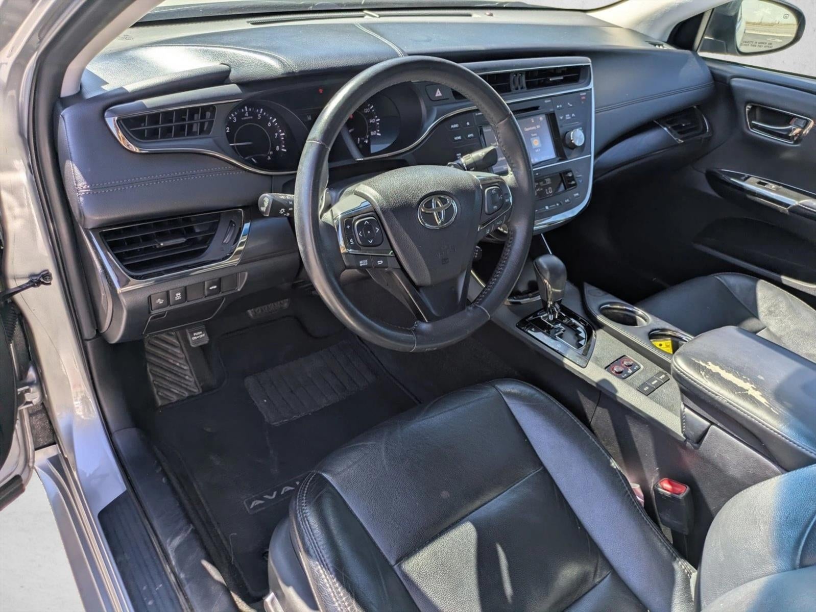 2017 Toyota Avalon XLE (SE)