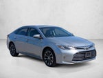 2017 Toyota Avalon XLE (SE)