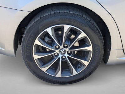 2017 Toyota Avalon XLE (SE)