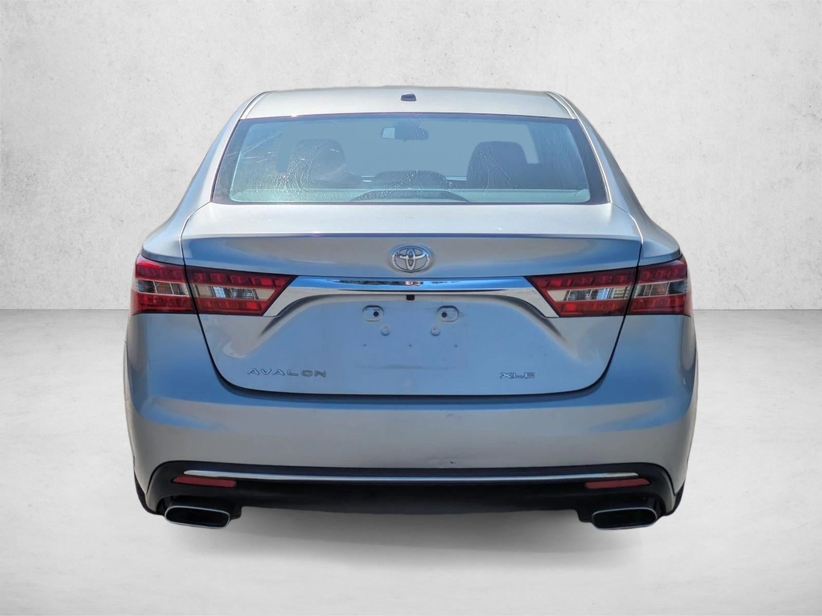 2017 Toyota Avalon XLE (SE)
