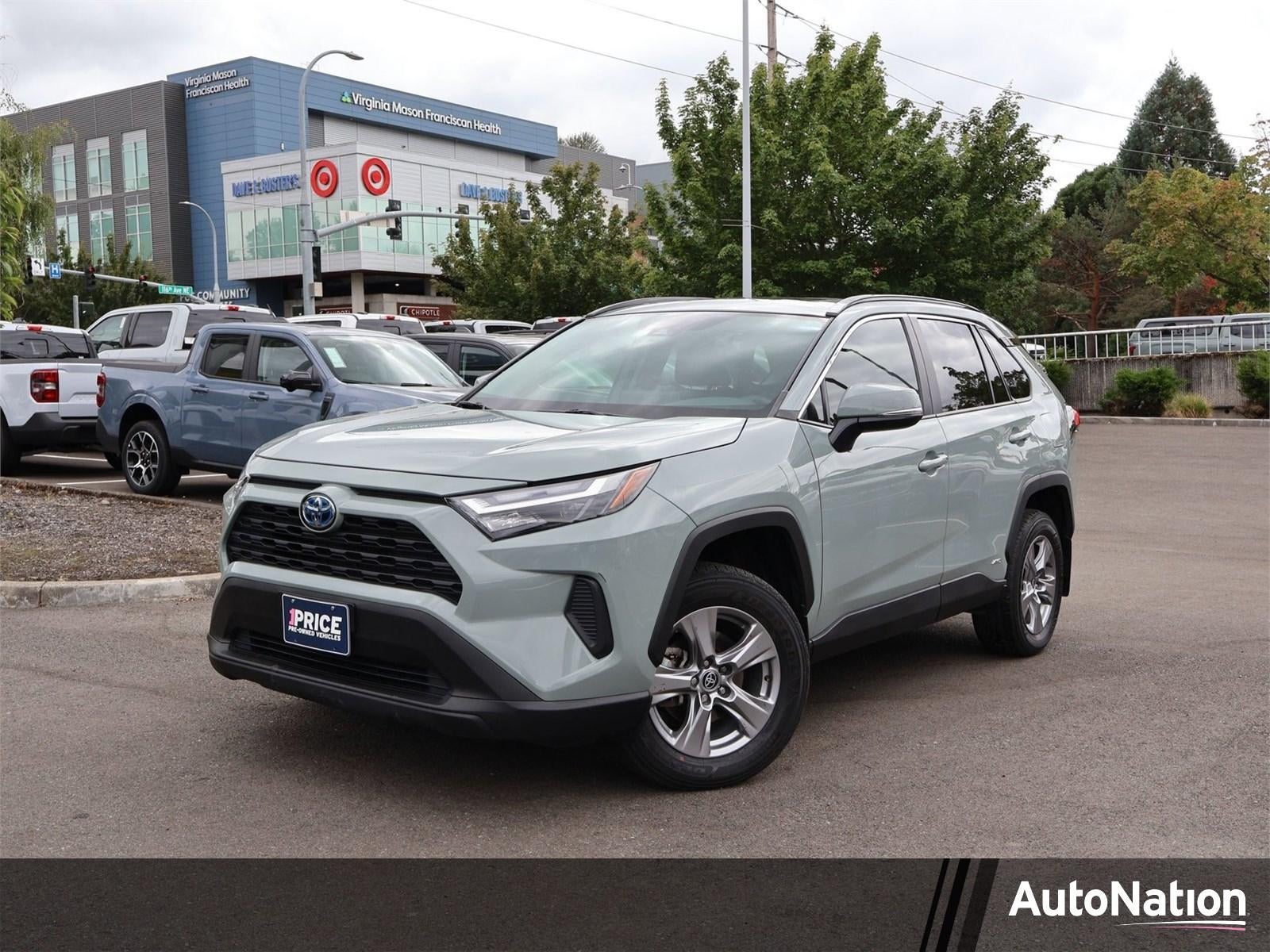 2023 Toyota RAV4 Hybrid XLE AWD (Natl)