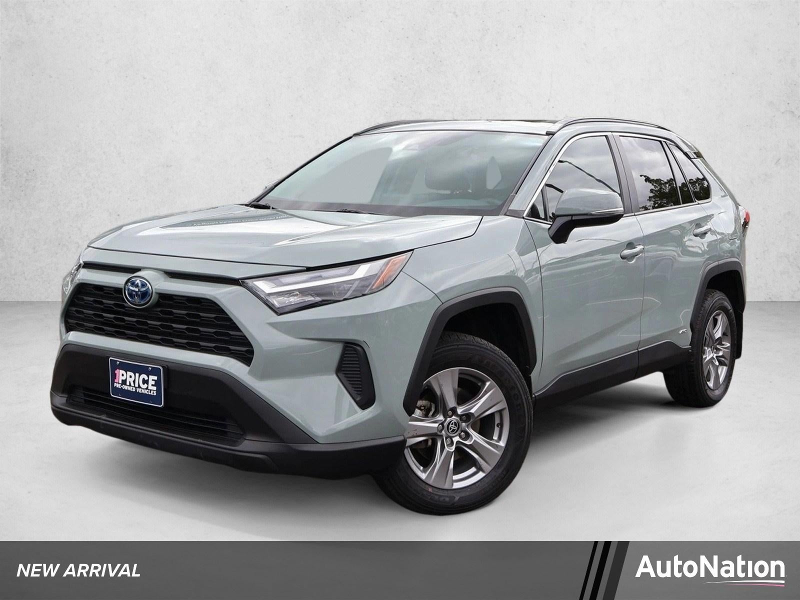 2023 Toyota RAV4 Hybrid XLE AWD (Natl)