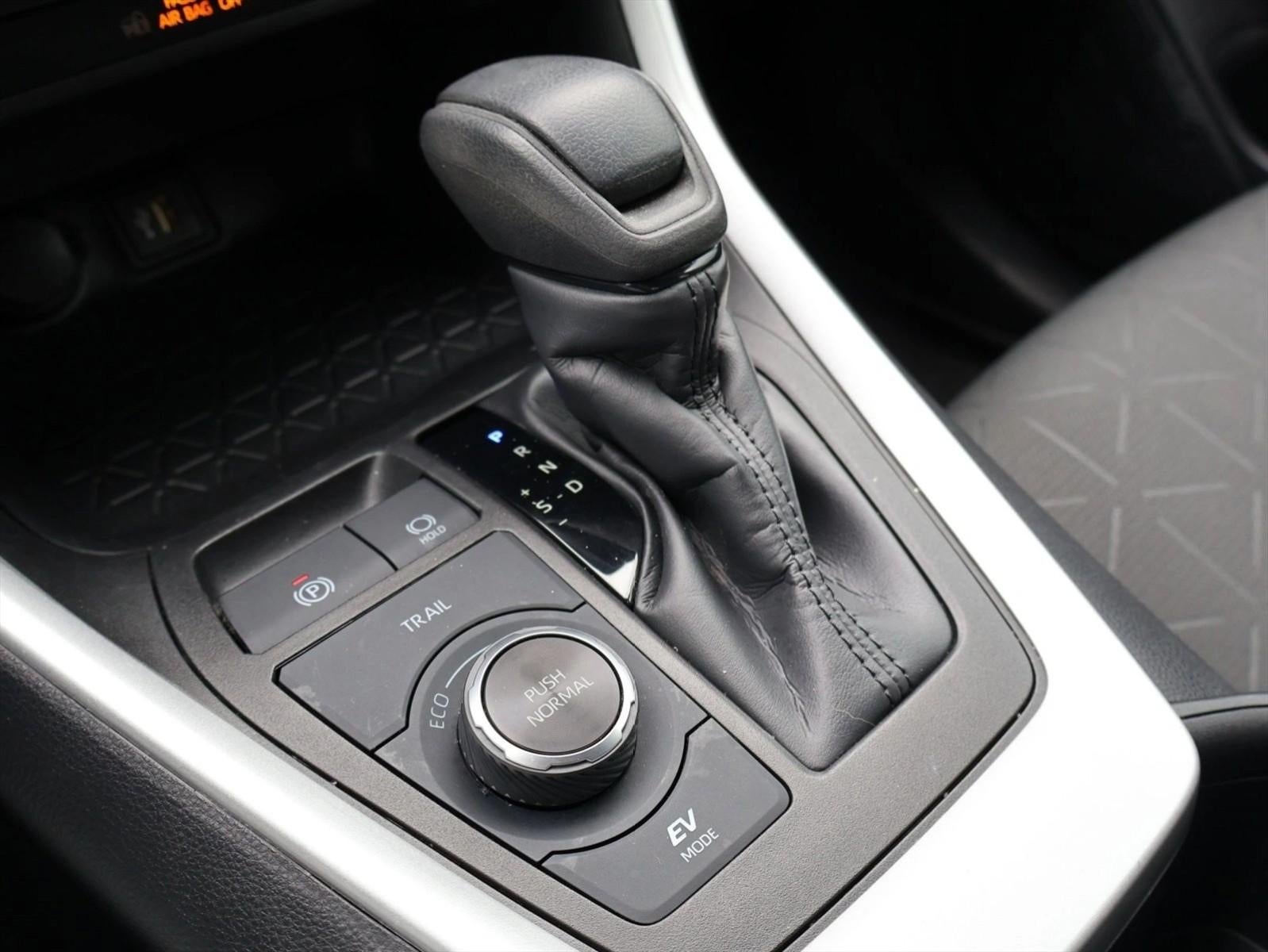 2023 Toyota RAV4 Hybrid XLE AWD (Natl)