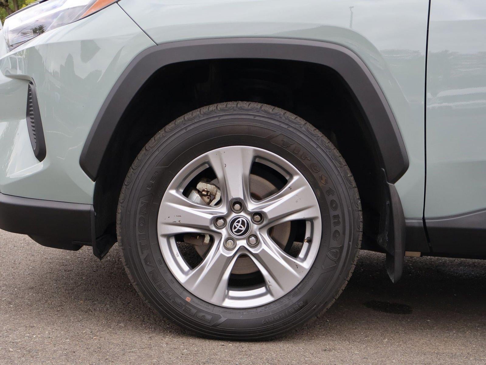2023 Toyota RAV4 Hybrid XLE AWD (Natl)