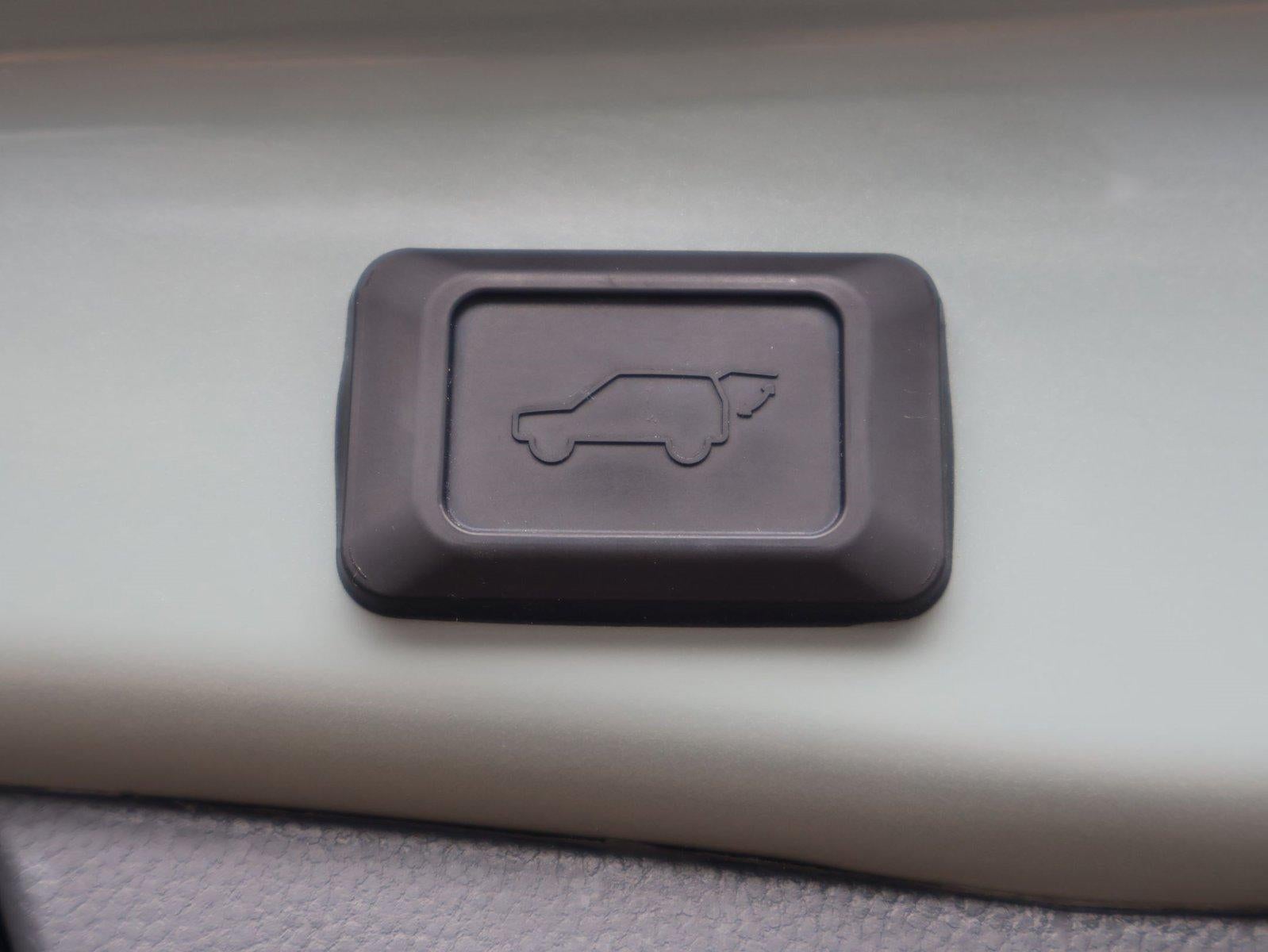 2023 Toyota RAV4 Hybrid XLE AWD (Natl)