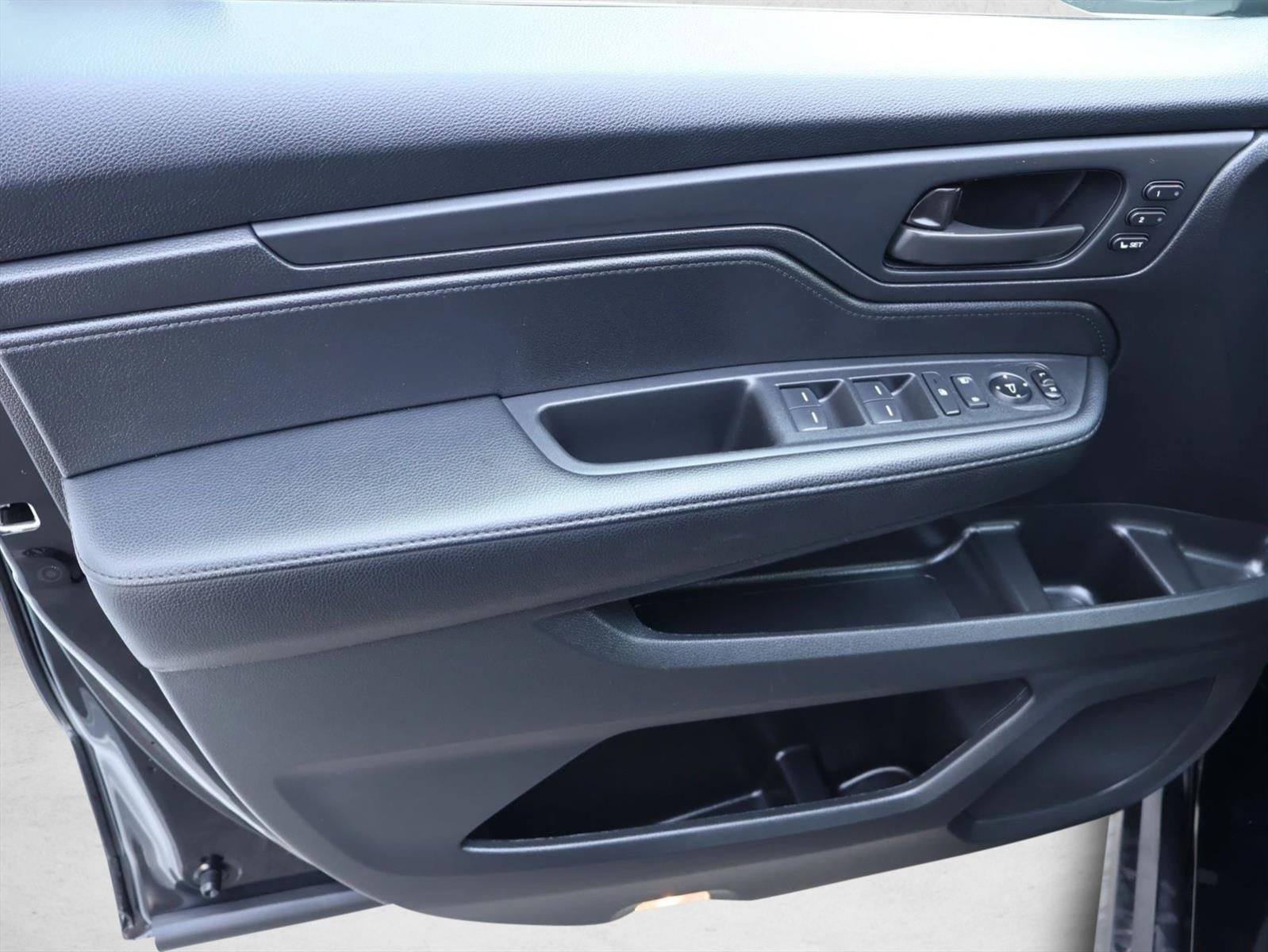 2025 Honda Odyssey EX-L Auto
